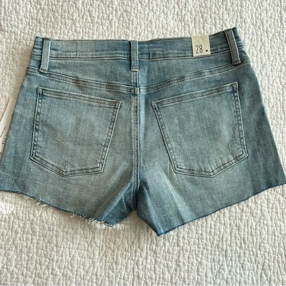 ✨ Cosmic Blue Love Women’s High Rise Cutoff Shorts 28 NWT Stitch Fix - Picture 7 of 11